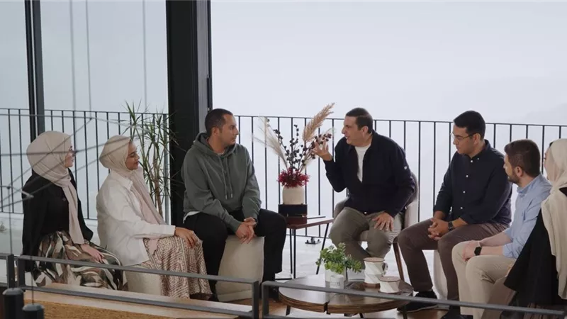 صلح الحديبية نموذجًا.. عمرو خالد يشرح التفاوض والتسامح في السيرة النبوية |فيديو
