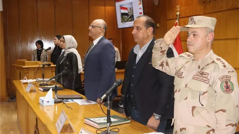 محافظ القليوبية يعقد إجتماع المجلس التنفيذي للمحافظة بحضور الأجهزة التنفيذية