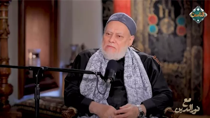 علي جمعة: العبادة لا تستقيم إلا بالعلم والإسلام دين المعرفة |فيديو
