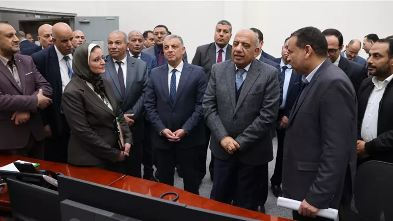 وزير الكهرباء ومحافظ الإسماعيلية يفتتحان مركز البيانات التبادلي ومركز خدمة المستثمرين