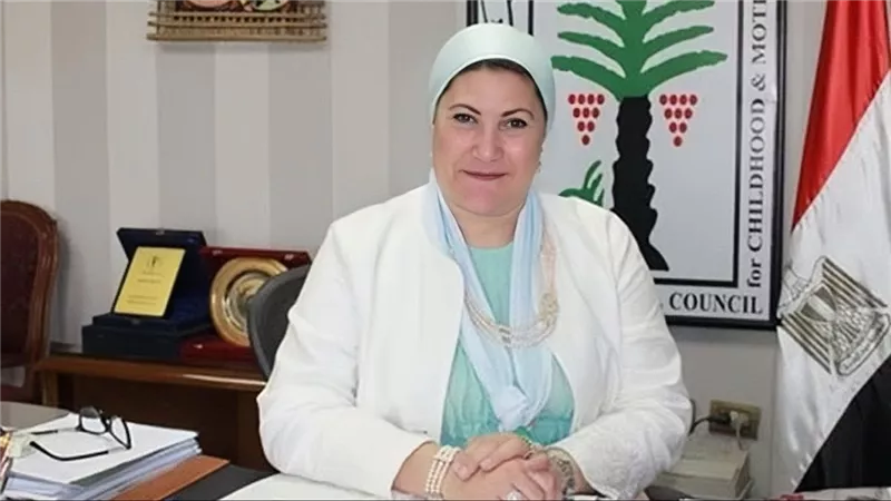 تمتلك قصة كفاح ..  سحر السنباطي تكشف معايير اختيار الأم المثالية ( فيديو ) 
