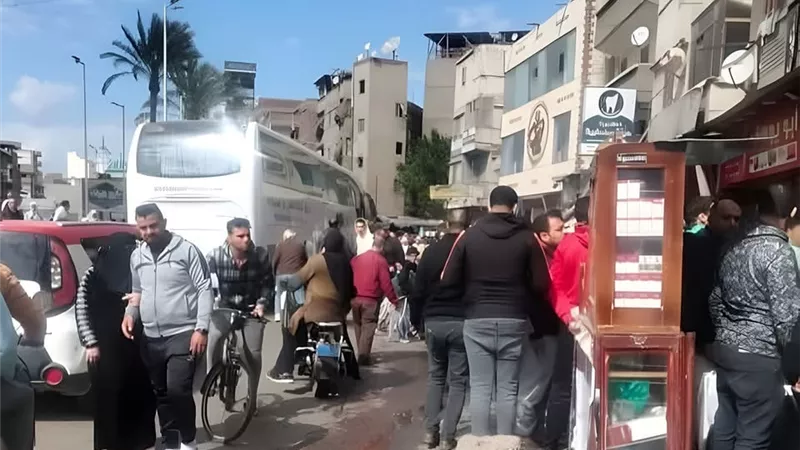 طعنه بسلاح أبيض.. بائع يشرع في قتل زبون بسبب ثمن علبة سجائر بدمياط 