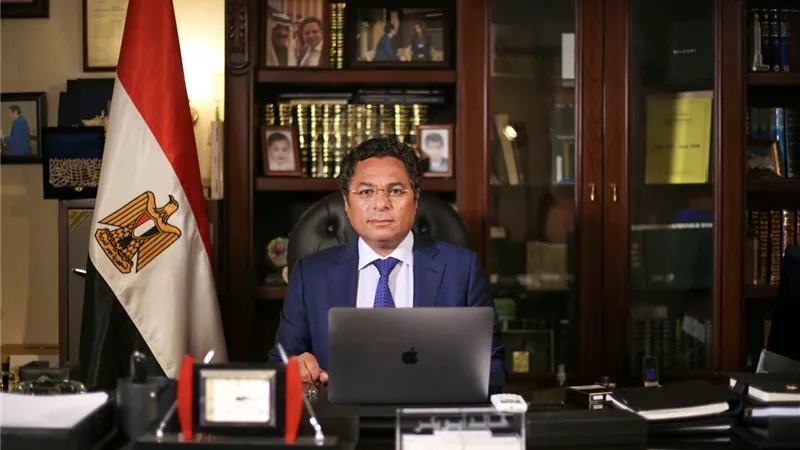 تعليق ناري من خالد أبو بكرعن صفقة «رأس الحكمة» (فيديو)   
