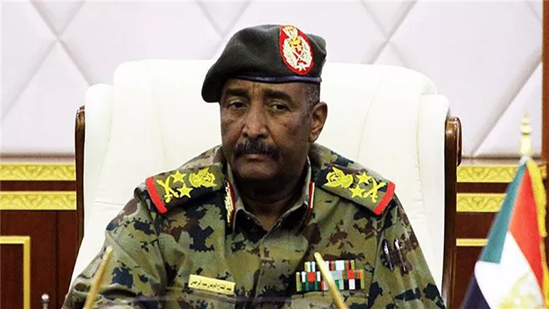 البرهان: الدعم السريع يشكل خطرًا كبيرًا على البلاد ويجب القضاء عليه (فيديو)
