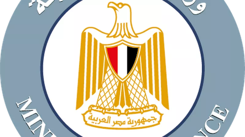 قرار حكومي عاجل بخصوص استيراد السيارات.. ما هو نموذج 4  وما هي الـACID؟