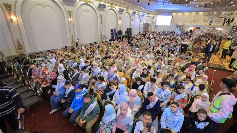 مستقبل وطن يكرم حفظة القرآن الكريم ويهدى 10 رحلات عمرة لـ « الأوائل »