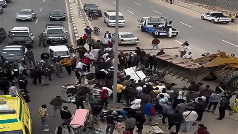 مصرع 4 أشخاص إثر سقوط سيارة من أعلى محور 26 يوليو بمنطقة كرداسة 