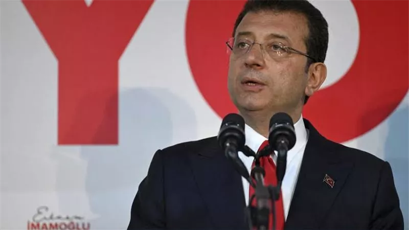 أكرم إمام أوغلو: من هو وما هي تهمته وما ردود الفعل؟