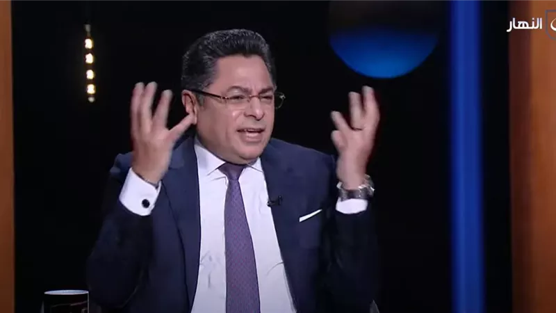 شيرين أم آمال.. «خالد أبو بكر» يحسم الجدل حول لقب صوت مصر (فيديو)
