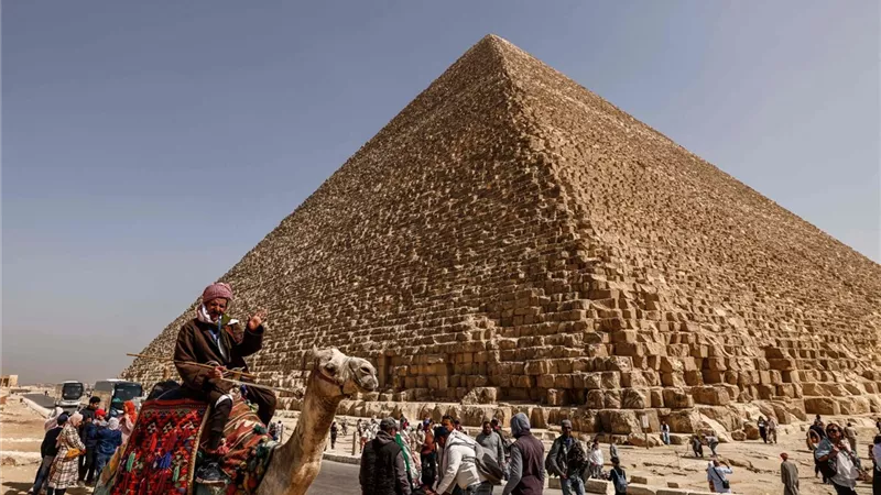 كيف تستفيد منطقة الأهرامات والمتحف المصرى الكبير من التلفريك ؟