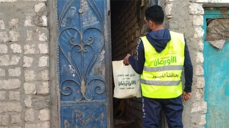  توزيع 5 آلاف كيلو لحوم مجانًا على 2500 أسرة  من الأولى بالرعاية بالفيوم