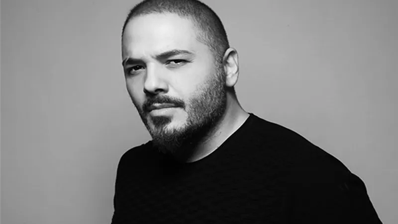 رامي عياش ينفي هجومه على فضل شاكر ويؤكد: