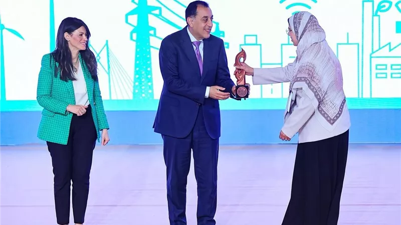 محافظ الإسكندرية: فوز مشروعين في المبادرة الوطنية للمشروعات الخضراء الذكية