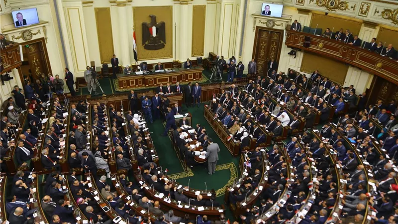 غرامة لا تجاوز 50 ألف جنيه.. عقوبة إتلاف المنشآت الصحية
