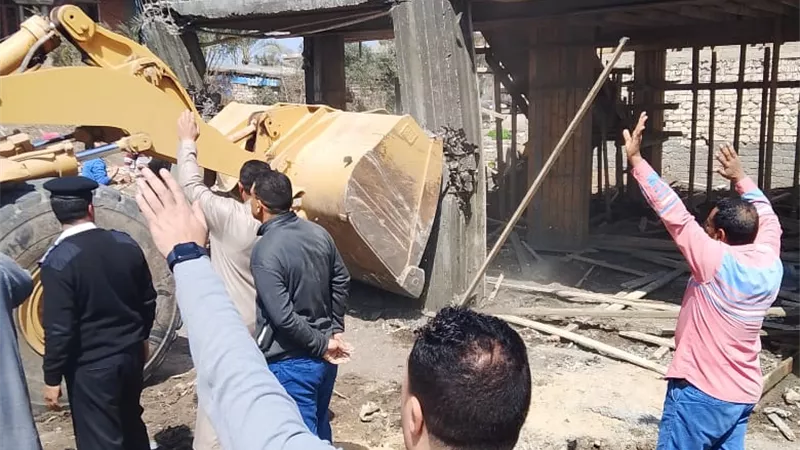 محافظ كفر الشيخ يتابع الموجة الـ 25 لإزالة التعديات على أملاك الدولة والأراضي الزراعية