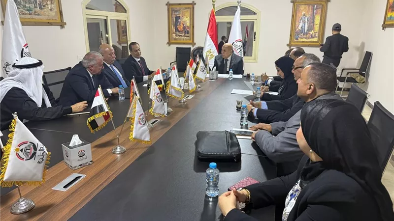 حزب الجبهة الوطنية يعد لانتخابات مجلسي الشيوخ والنواب 