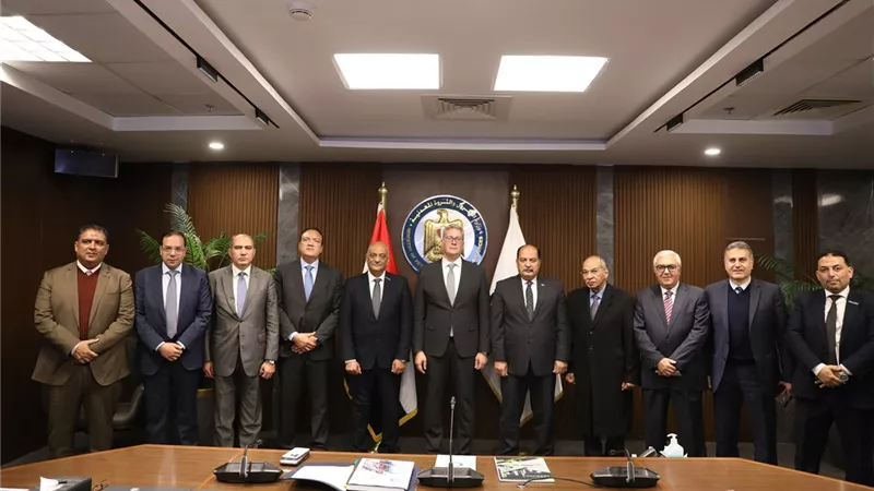 وزير البترول يوجه بدعم شركة 