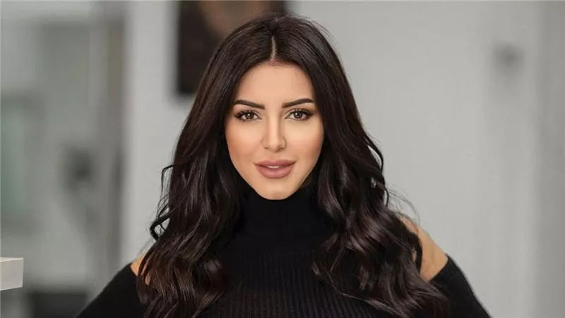 إيناس النجار تتعرض لوعكة صحية.. وشقيقتها تطلب الدعاء 