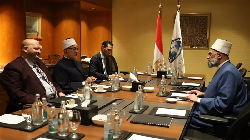 مفتي المجمع الوطني للإفتاء: أعتزُّ بانتمائي للأزهر الشريف وتدريبي في الإفتاء