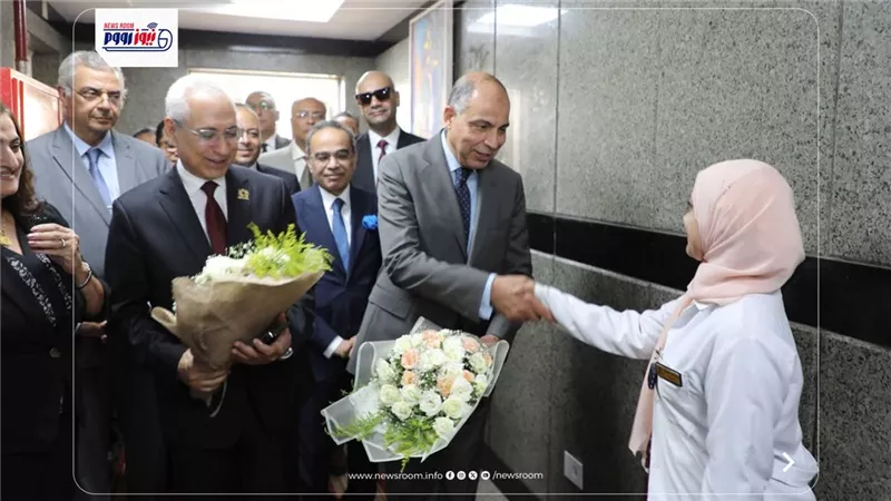 الأكبر في صعيد مصر.. محافظ المنيا ورئيس الجامعة يفتتحان وحدة العلاج الإشعاعي 
