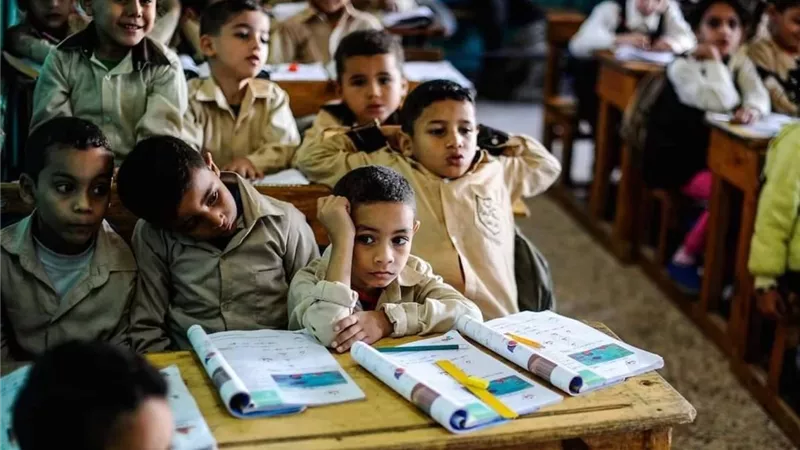 خطة متوازنة لتأهيل الأبناء قبل بدء العام الدراسي الجديد |فيديو 