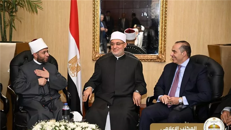  وزير الشؤون النيابية  يشهد الجلسة الختامية للمؤتمر العالمي العاشر للإفتاء