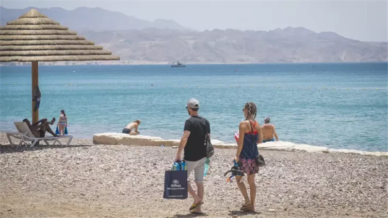 إسرائيل تواجه موجة حر تاريخية.. وفاة شخص وإصابة آخرون 