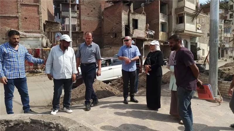 السكرتير المساعد يتابع أعمال تطوير شارع فخر الدين خالد بحي شرق المنصورة