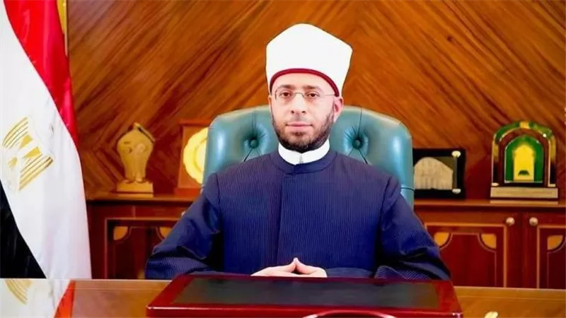 وزير الأوقاف ينعى والدة الدكتور أحمد حسين رئيس جامعة نور مبارك 