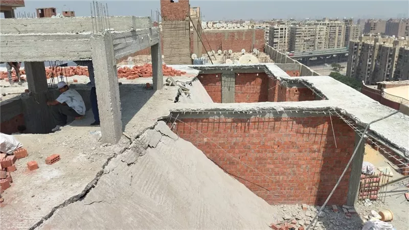 محافظ الجيزة: إزالة 6 أبراج مخالفة في اللبيني - حي الهرم 