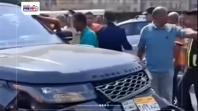 من الرفاهية إلى الكلابش.. القصة الكاملة لسائق السيارة الفارهة على كوبري أكتوبر