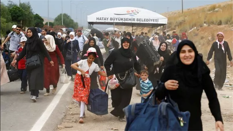  400 ألف لاجئ سوري عادوا إلى بلادهم من تركيا منذ سقوط نظام الأسد 