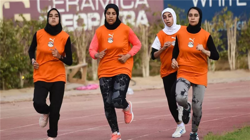اتحاد الكرة يعلن نجاح 14 محكمة ومساعدة في اختبارات اللياقة البدنية