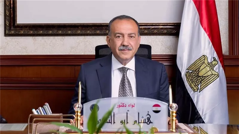 185 ألف طن حصيلة توريد القمح لصوامع وشون محافظة أسيوط