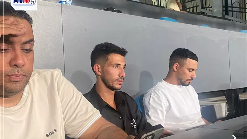 فتوح يؤازر الزمالك أمام المصري في مدرجات استاد السويس