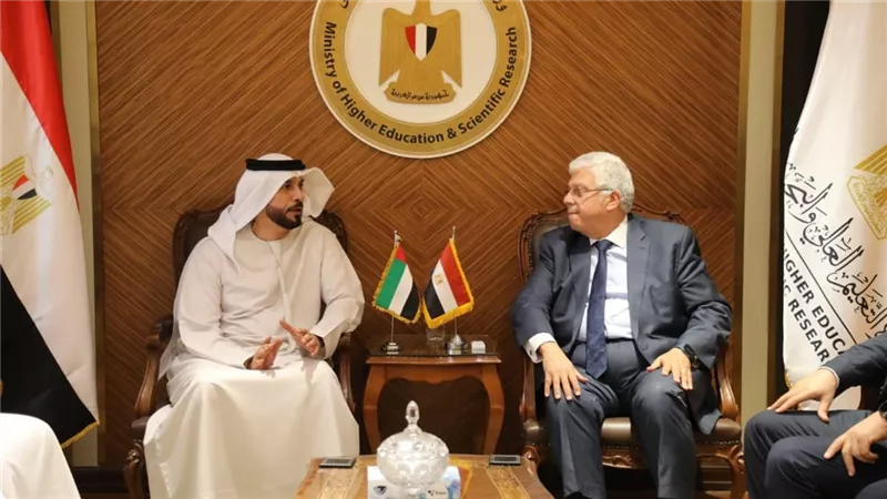 وزير التعليم العالي يتابع الموقف التنفيذي لفرع جامعة الإسكندرية بأبوظبي