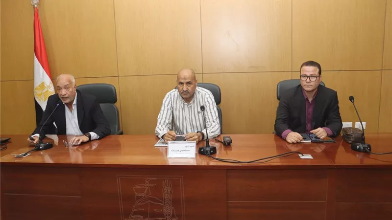 السكرتير العام لمحافظة بني سويف أهمية القطار الكهربائي الاقتصادية والعمرانية