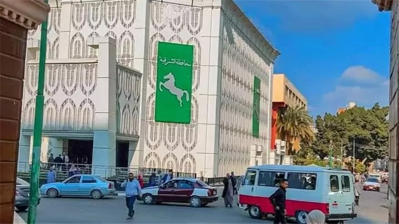وزارة البيئة تعقد اجتماعًا موسعًا بالشرقية استعدادًا لمواجهة نوبات تلوث الهواء