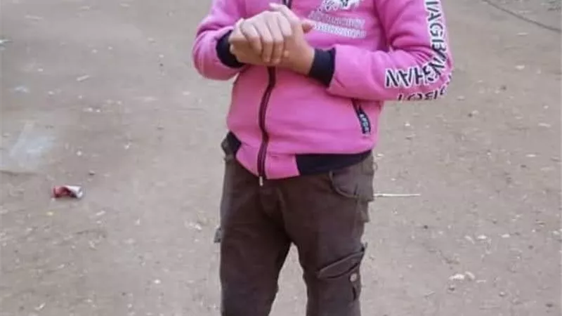 حادث مأساوي بسوهاج.. مصرع شاب وإصابة آخر بانقلاب تروسيكل خلال حفل زفاف