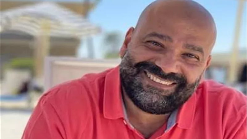 عبد الله أبو الفتوح يحذر من مخاطر إهمال تأمين شواطئ الساحل الشمالي
