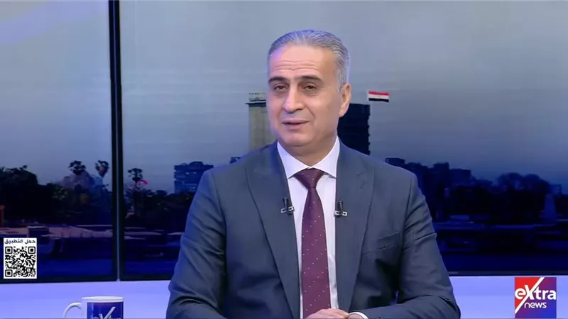 الدولار ينخفض لـ 48 جنيهًا.. إبراهيم السجيني يكشف تأثير استقرار سعر الصرف