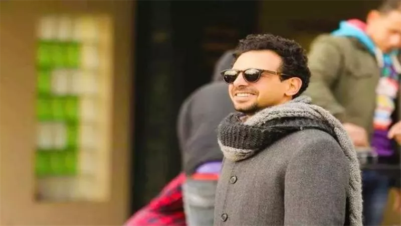 رفض أعمالًا فنية كبرى ليبقى بجوار والدته المريضة.. الوجه الآخر لـ تيمور تيمور 