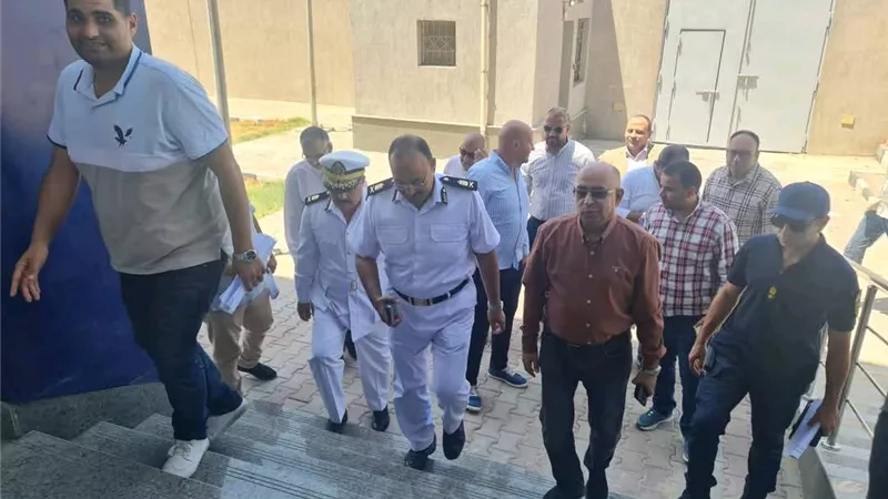 قبل افتتاحه.. أمن الجيزة يعاين قسم شرطة أكتوبر الجديد 