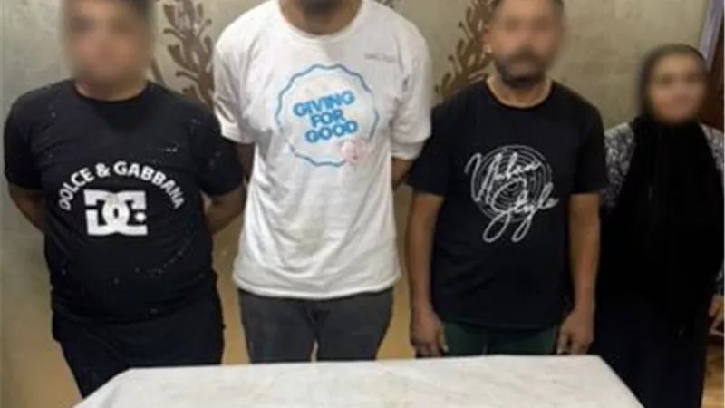 لعب عيال.. مشاجرة دموية بين الجيران تنتهي بإصابة صاحب مطعم في المقطم