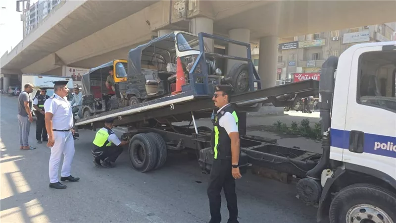 حملات مرورية مكبرة لردع مخالفات التوك توك والحد من السير عكس الاتجاه بالغربية