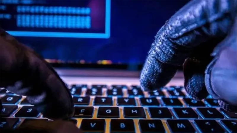 لا للنصب الإلكتروني.. قانون مكافحة الجرائم الإلكترونية يتصدى لانتحال الحسابات