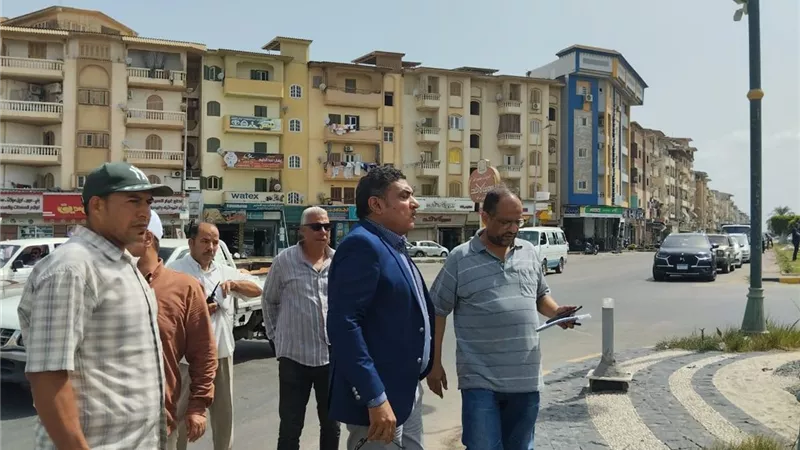 الاسكان والسياحة ومحافظة الجيزة يبحثوا مخطط تطوير منطقة الاهرامات 
