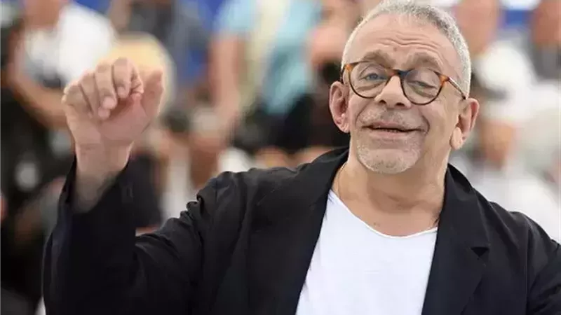 يسري نصر الله يرفض استقالة أشرف زكي: أنت الراجل  اللي دايما واقف مع الممثلين
