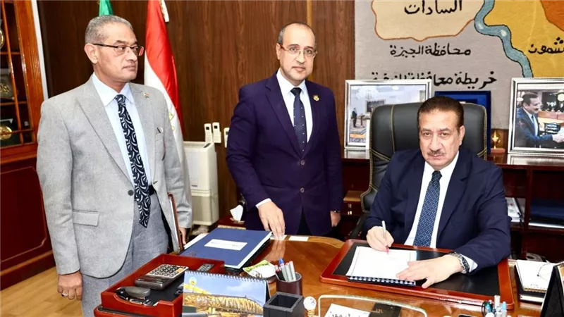 محافظ المنوفية يعتمد نموذج  جديد لطباعة الامتحانات للمشاركة في مسابقة 100 معلم