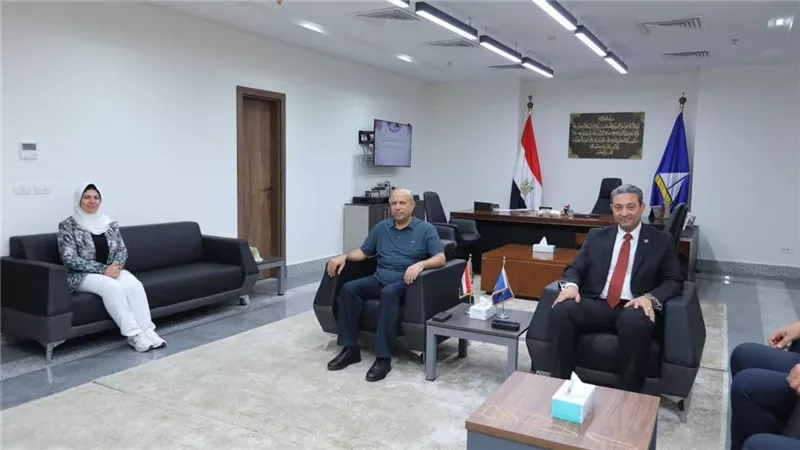 لقاء تنسيقي بين محافظ دمياط ونواب مجلس الشيوخ لتعزيز التنمية المحلية